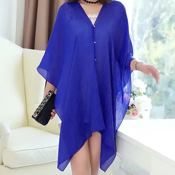 Vibrant Kaftan Swim Coverup with Flowing Sleeves - Picture 2 of 5